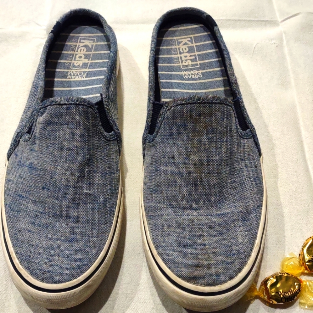 Ladies KEDS slipons *size 6.5 M